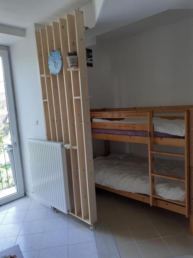 Studio En Plein Centre Ville - 2 A 4 Personnes Tence ภายนอก รูปภาพ